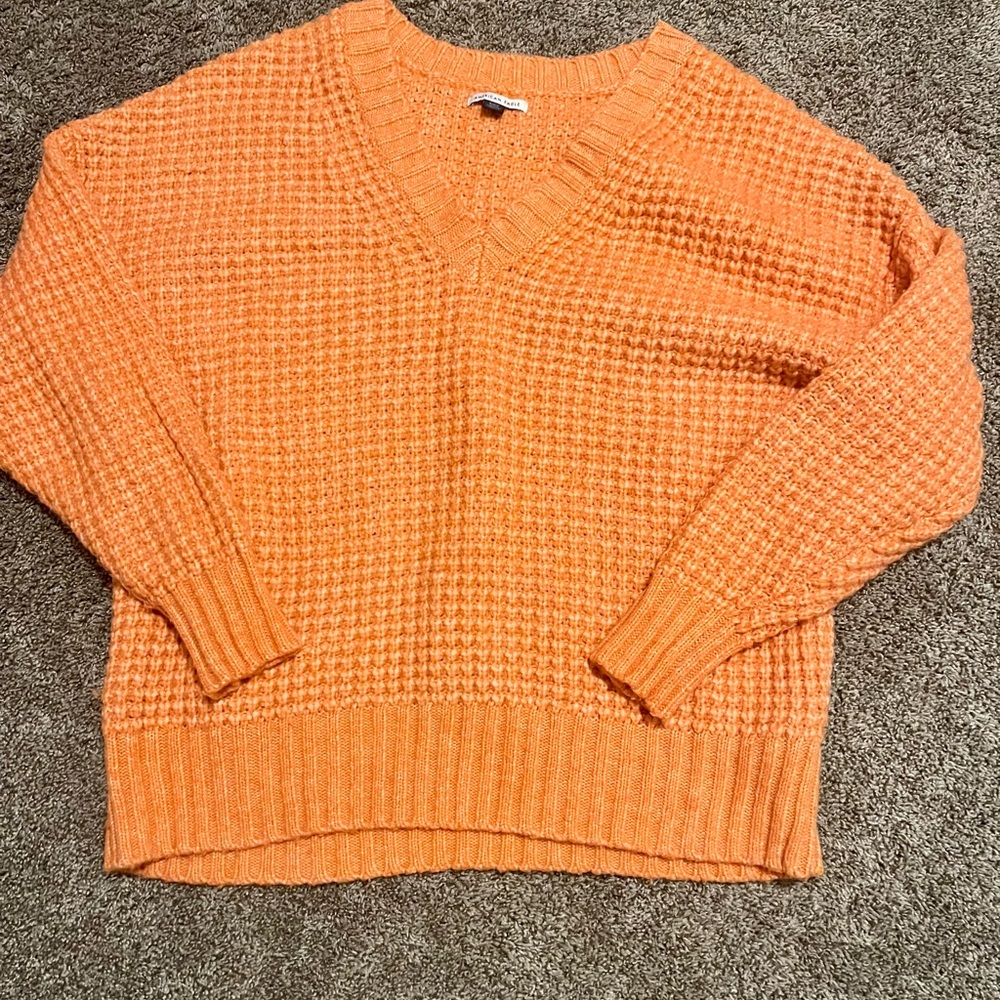 American Eagle Outfitters Orange V-Neck Sweater with Waffle Knit and Relaxed Fit